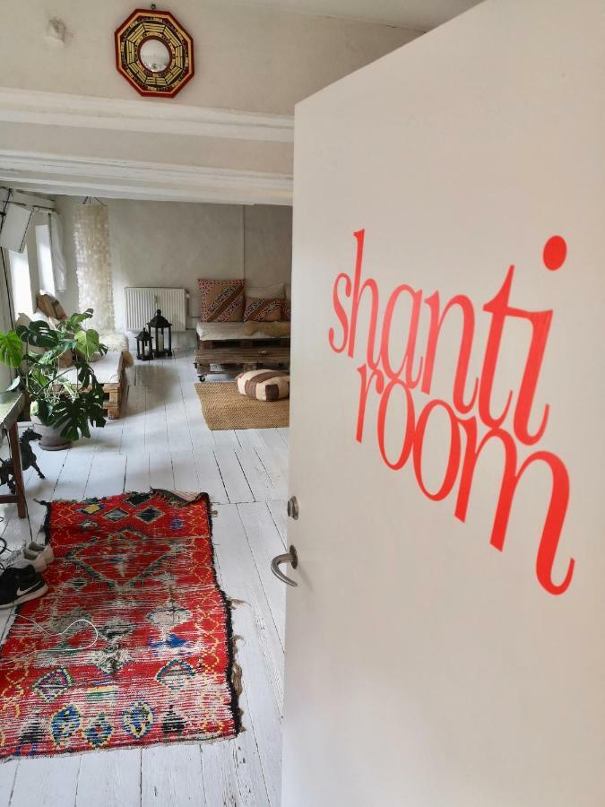 A Charming And Beautiful Oasis In The Heart Of Copenhagen Apartment Екстериор снимка